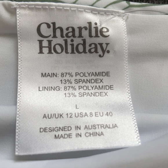 Bikini Set - Picture 4 of 4